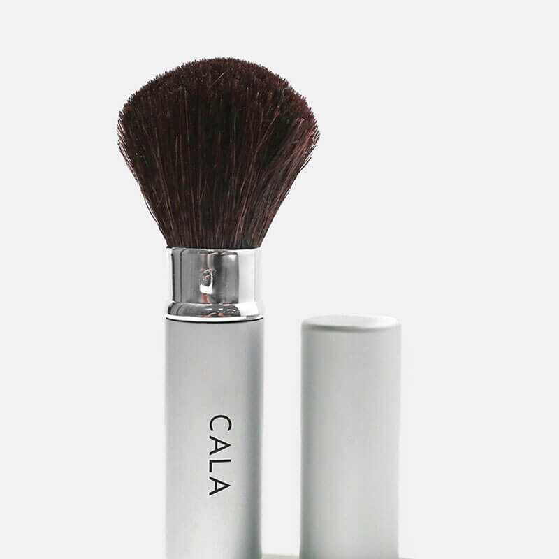 Cala Retractable Blush Brush